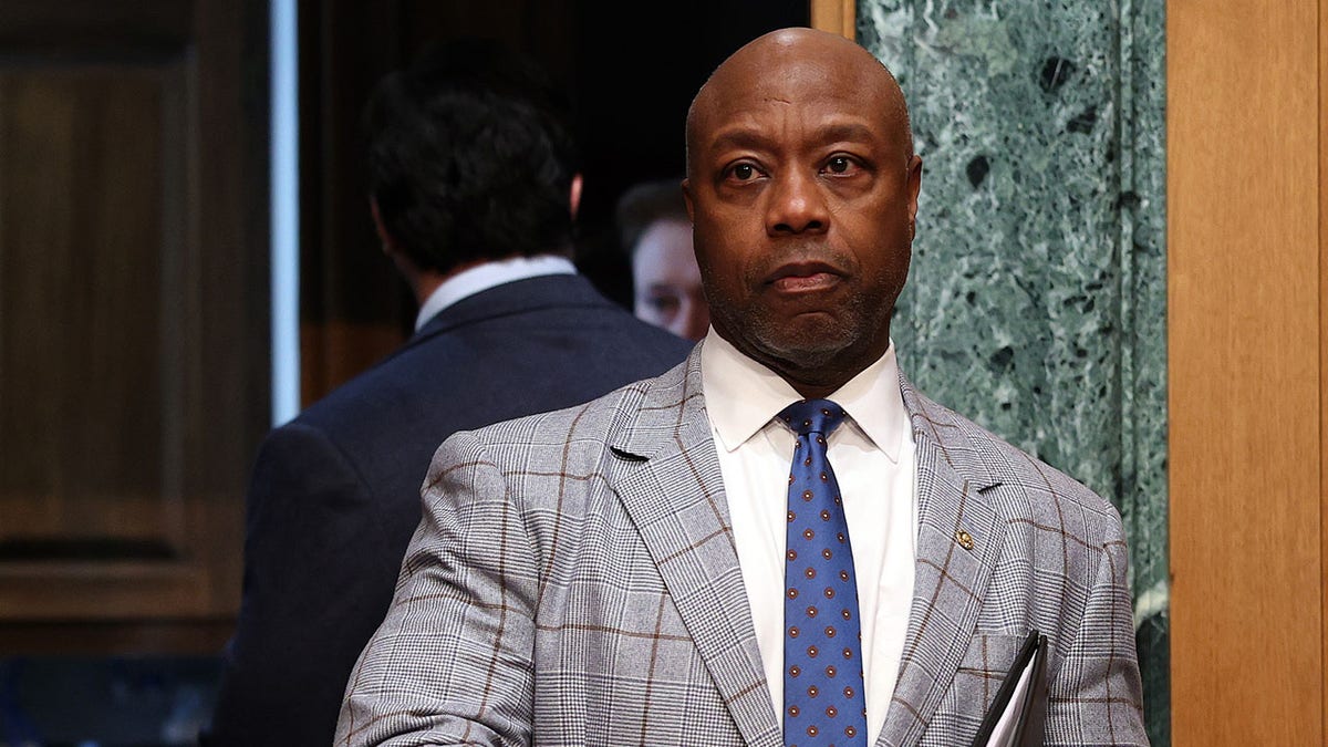 Sen Tim Scott calls Trump post 'most racist thing I've seen out of this White House' at george magazine