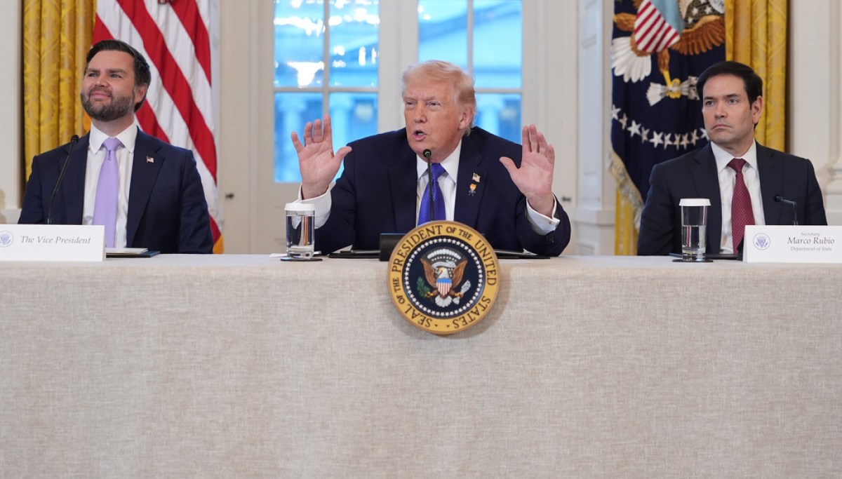 WATCH LIVE: Trump speaks at House GOP summit in Florida at george magazine