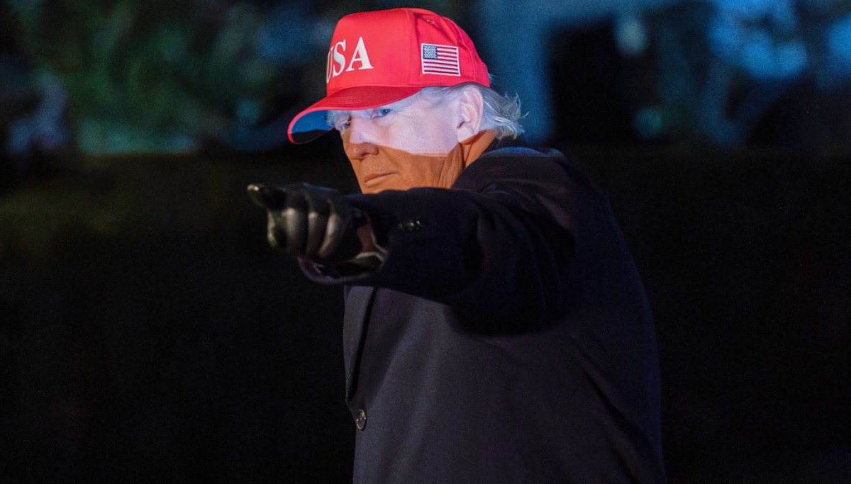 Iran promises to not attack Middle East neighbors but still faces ‘complete destruction,’ Trump says at george magazine