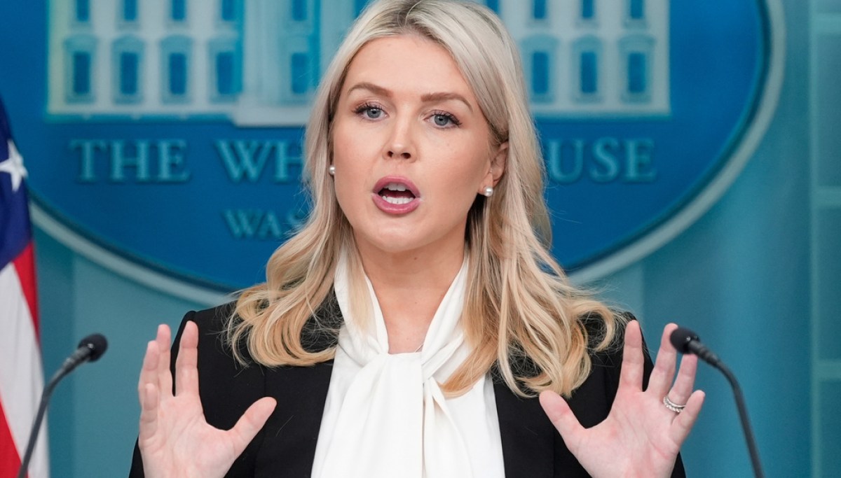 WATCH LIVE: Karoline Leavitt holds press briefing at george magazine