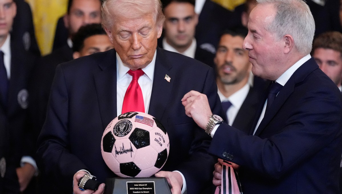 Trump all but declares US will turn focus to Cuba after Iran in ‘a couple of weeks’ at george magazine