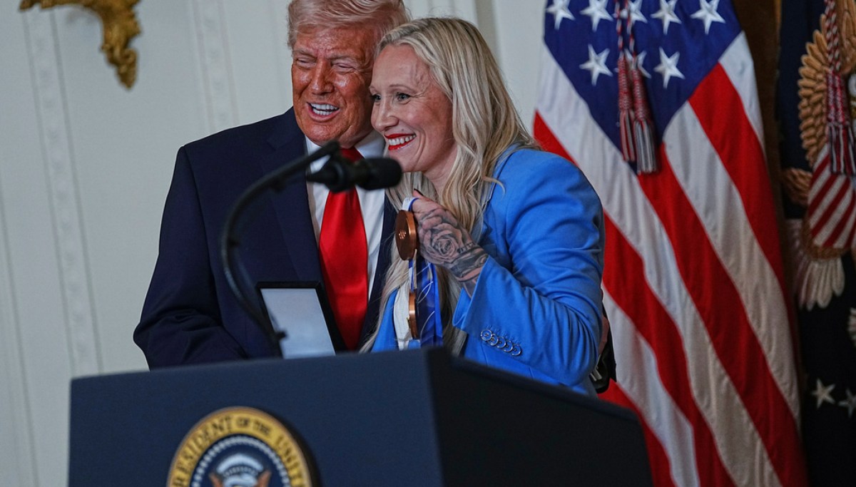 Olympic bobsledder awards Trump her ‘Order of Ikkos’ medal at george magazine