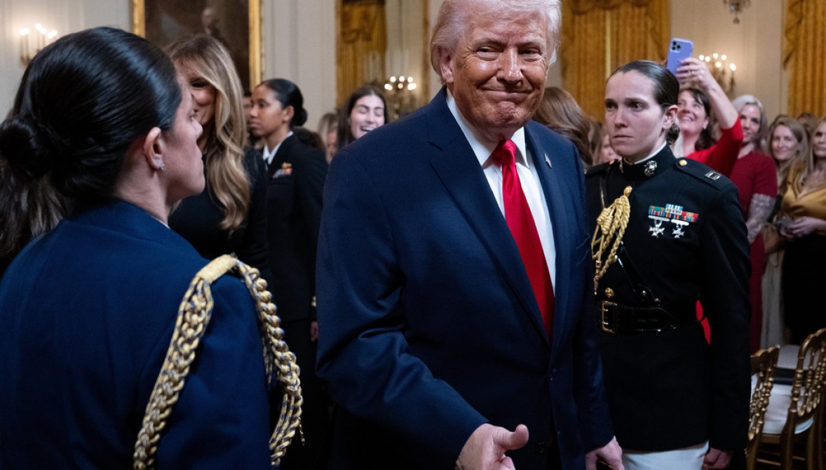 Trump signs pair of executive orders aimed at fighting housing crisis at george magazine