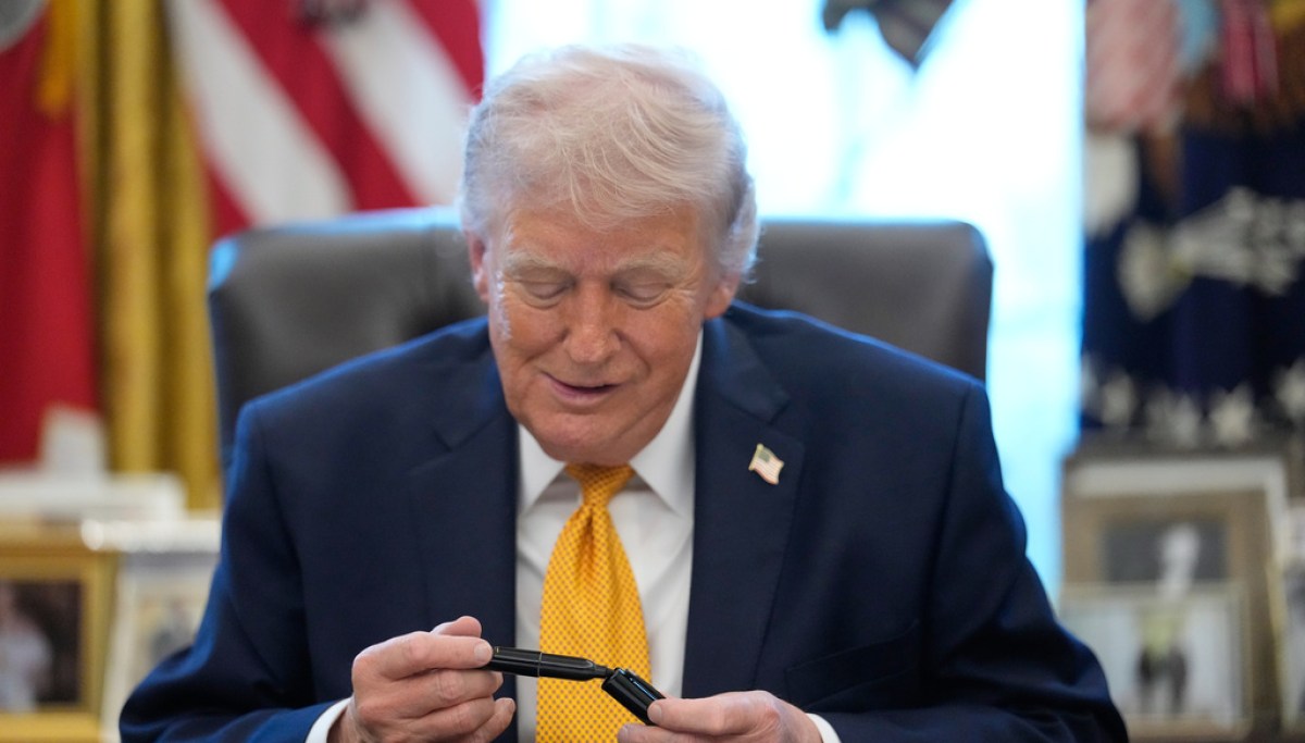 US Mint can produce commemorative gold Trump coin following arts panel approval at george magazine