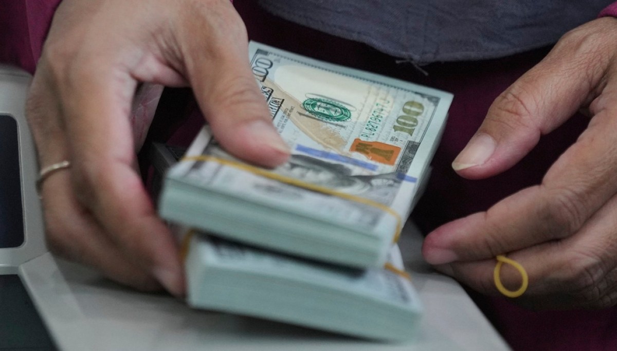 Trump’s signature to appear on all new paper currency in first for sitting president at george magazine