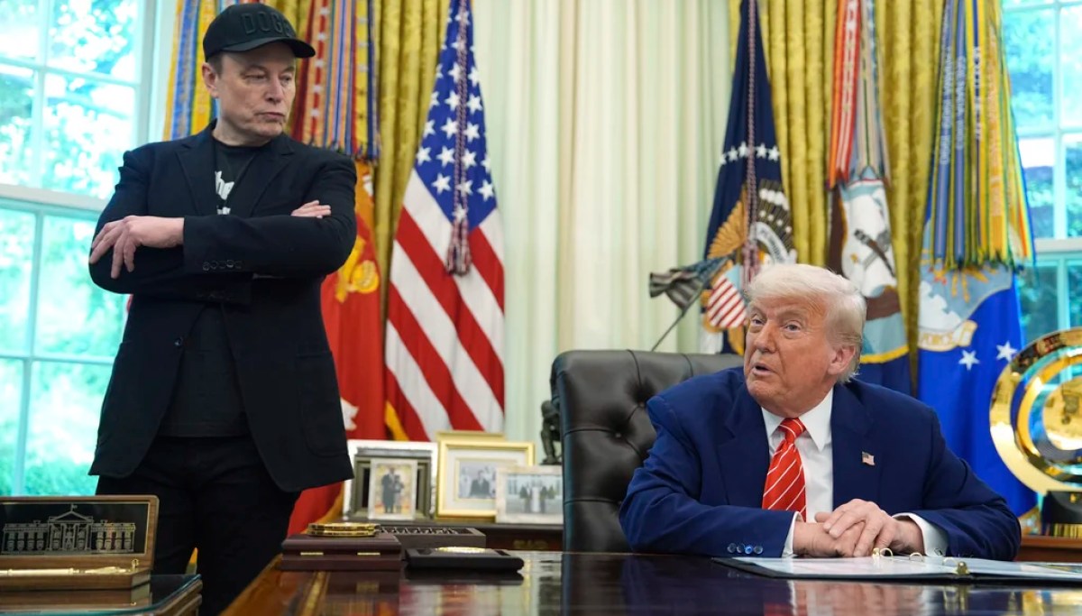 Musk offer to pay TSA officers poses ‘great legal challenges,’ White House says at george magazine