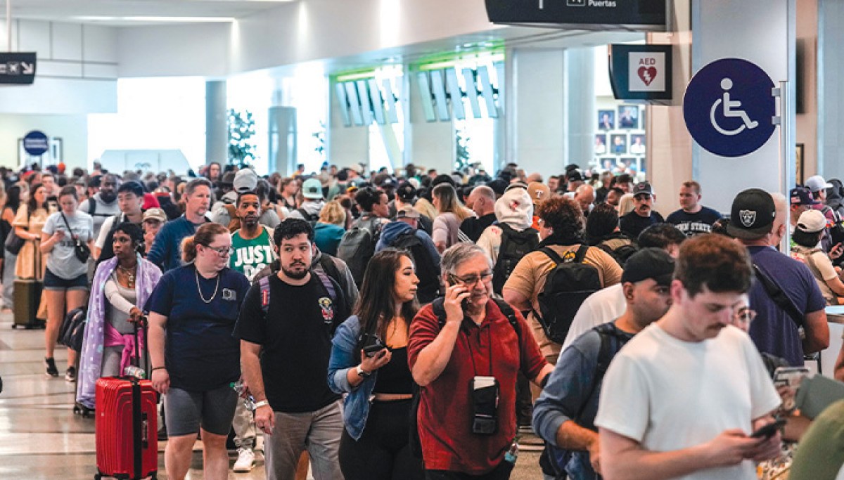 Trump threatens to replace TSA officers with ICE agents as DHS shutdown drags on at george magazine