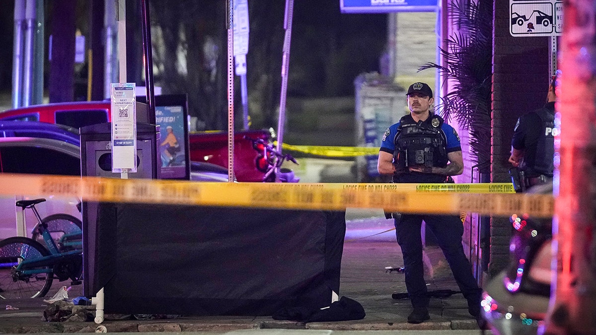 Austin Police Kill Armed Gunman After 3 Die, 14 Wounded Bar Shooting at george magazine