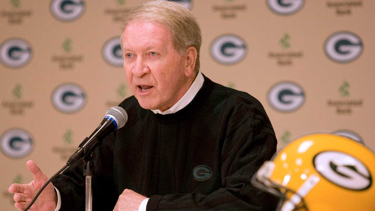 Legendary former Packers President and CEO Bob Harlan dead at 89 at george magazine