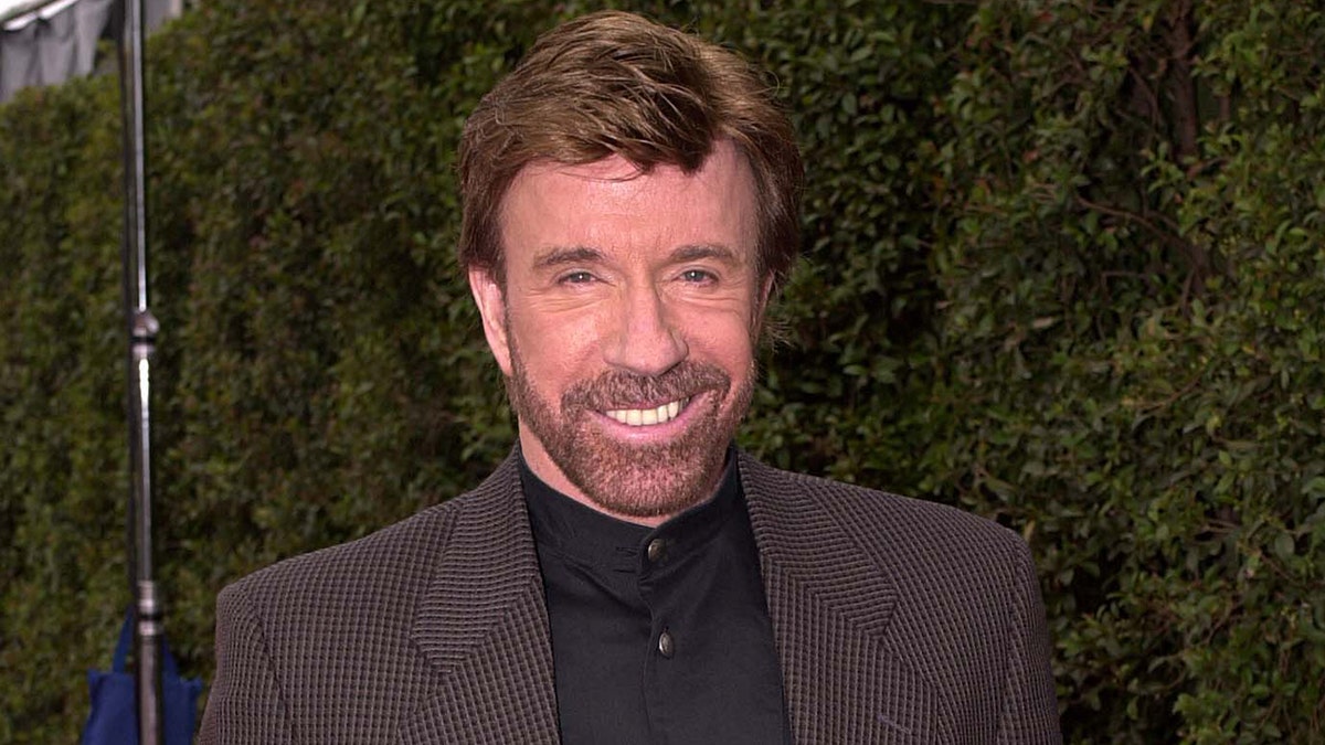 Hollywood outlet slammed for saying Chuck Norris' politics, 'cop agenda' overshadowed his legacy at george magazine