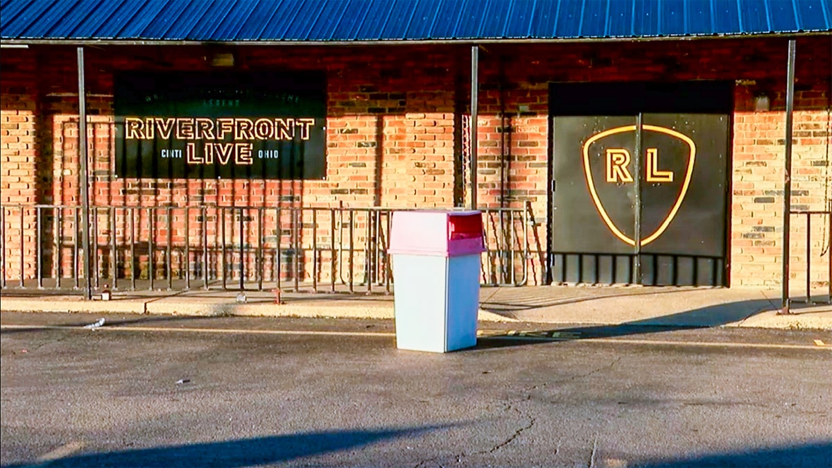 9 people injured in mass shooting at Riverfront Live in Cincinnati at george magazine