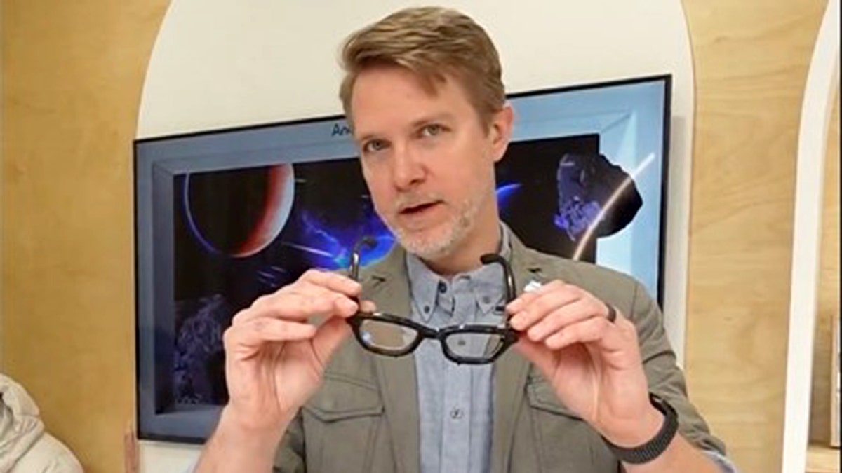 AI smart glasses could generate fake photos instantly at george magazine