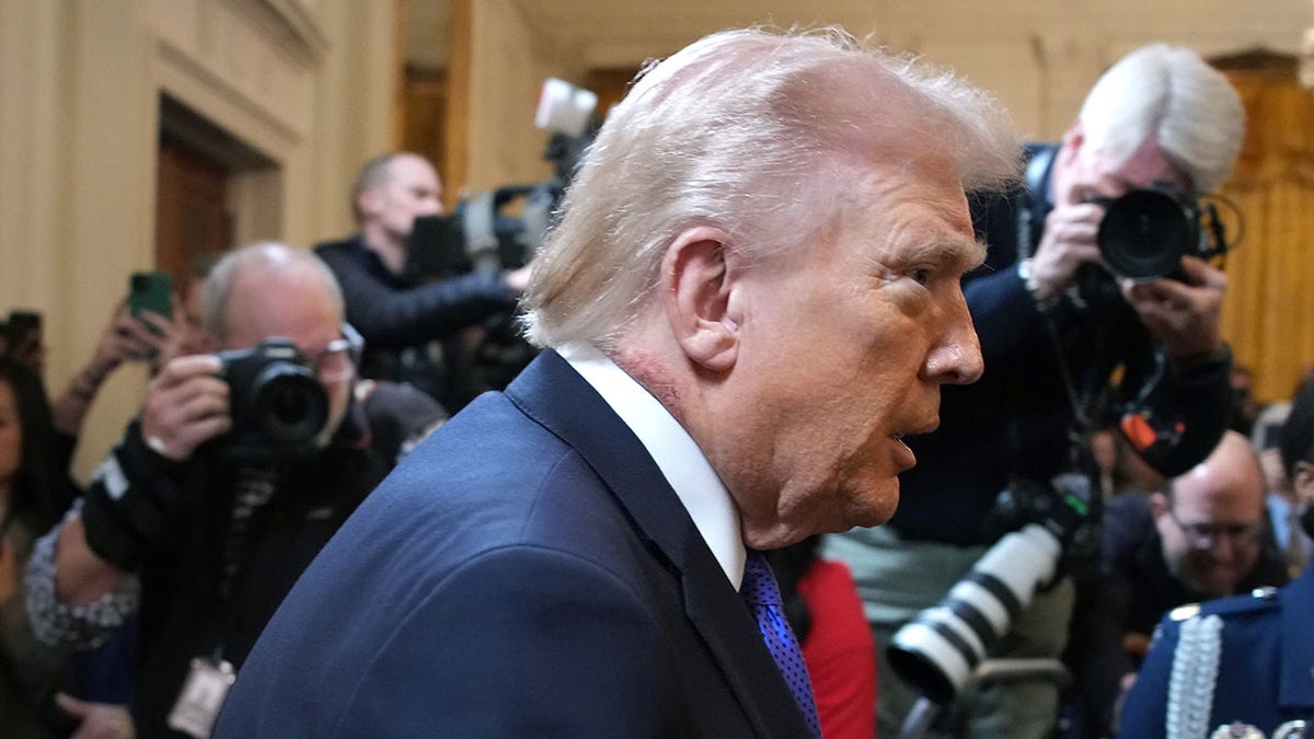 White House doctor explains Trump’s visible neck rash at george magazine