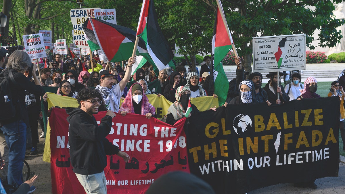 LIORA REZ: Antisemitic tropes masquerade as criticism of Israel at george magazine