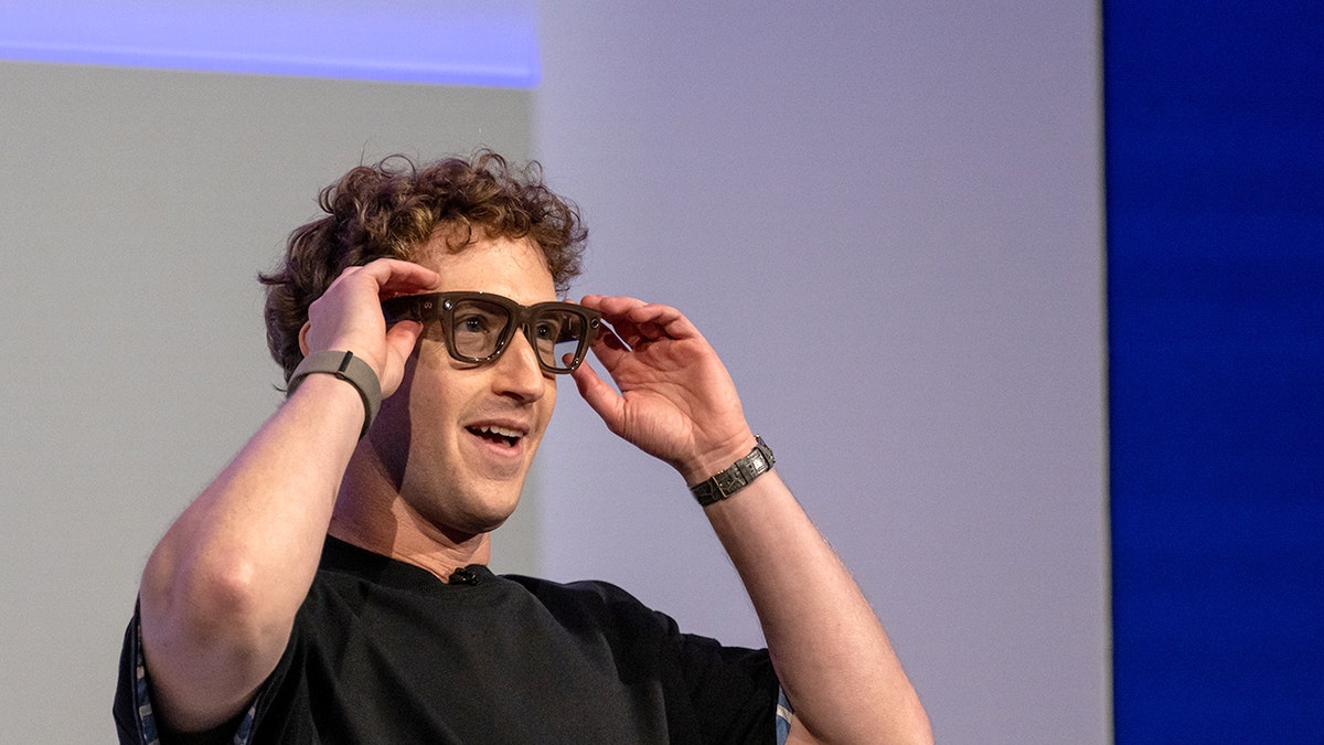 Meta smart glasses privacy concerns grow at george magazine