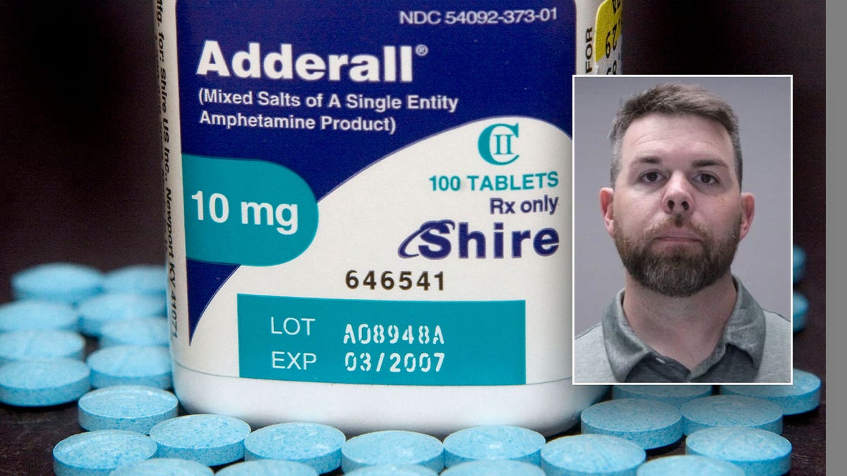 Former New York DARE officer admits to selling drugs while in uniform in squad car at george magazine