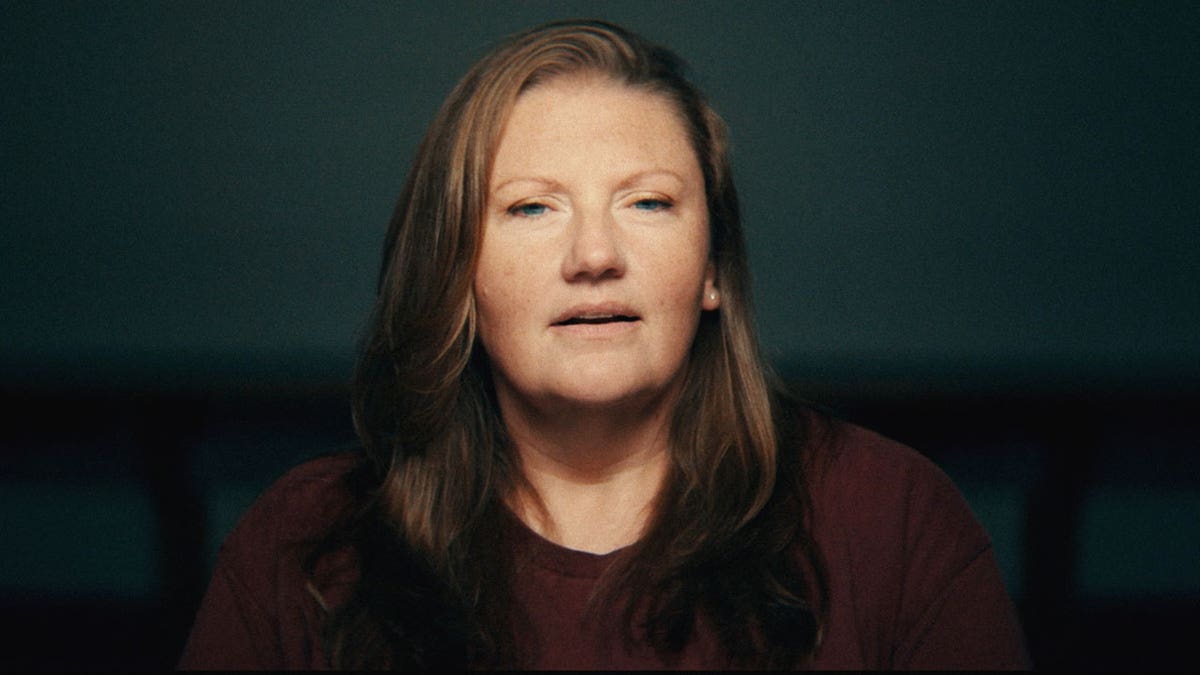 Woman branded ‘female Charles Manson’ escaped prison, prosecutor now doubts her conviction at george magazine