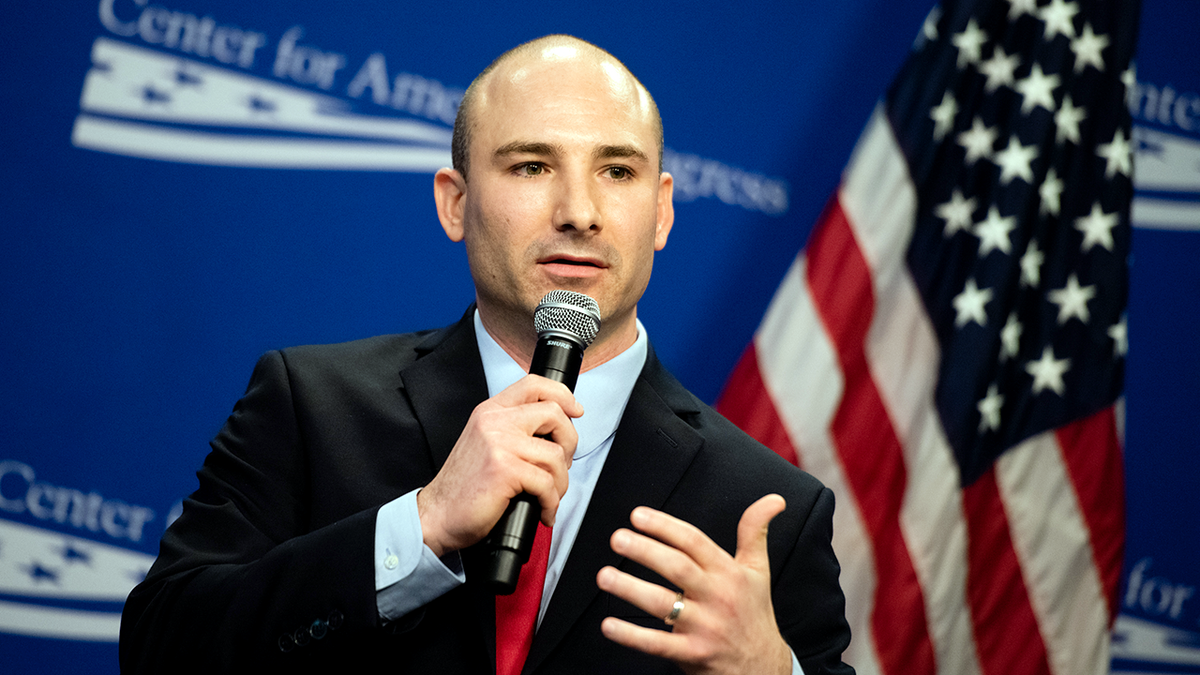 Grieving Virginia mother tells far-left prosecutor 'do your job' after daughter stabbed to death at george magazine