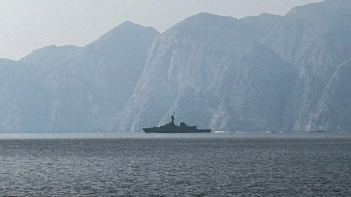 Hormuz erupts: Attacks, GPS jamming, Houthi threats rock Strait amid US-Israeli strikes at george magazine