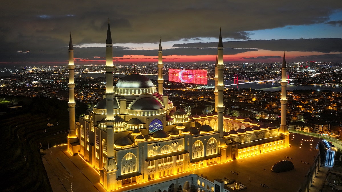 NATO defenses shoot down Iranian missile fired toward Turkey, defense ministry says at george magazine