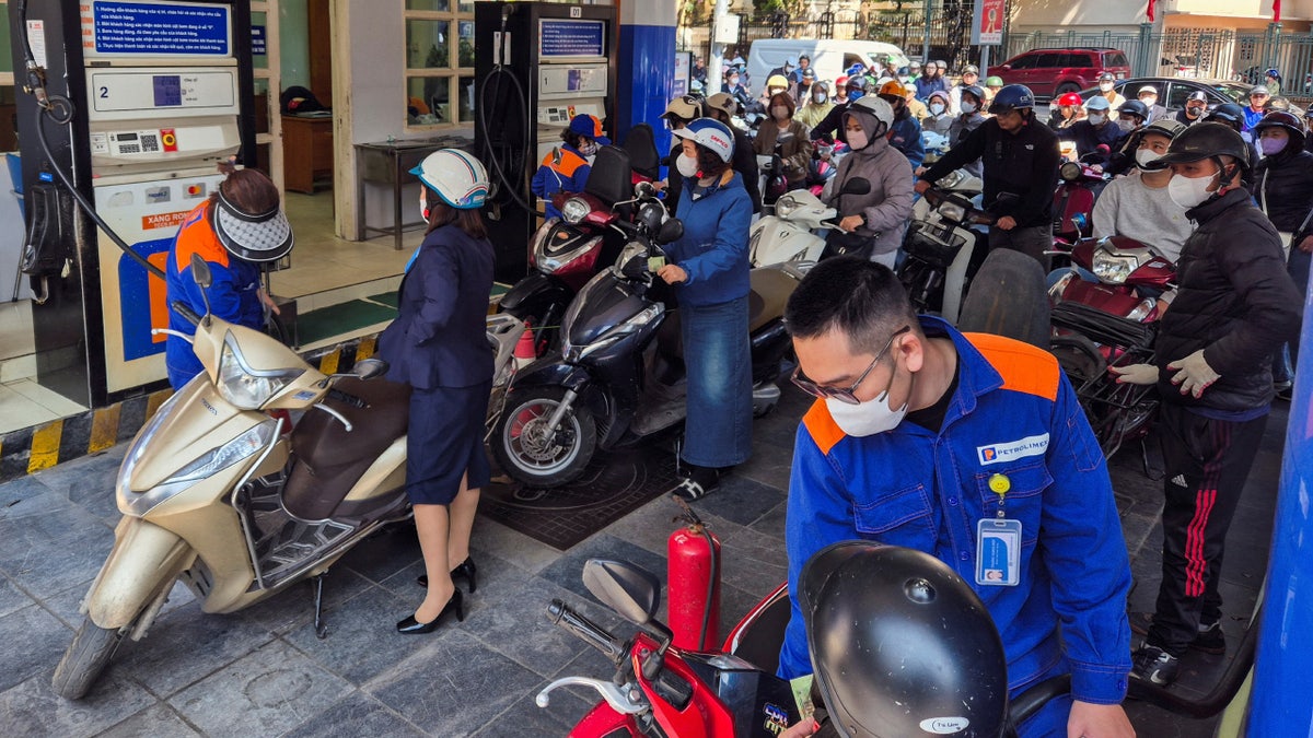 Vietnam urges work from home amid fuel supply, price crunch in Mideast at george magazine