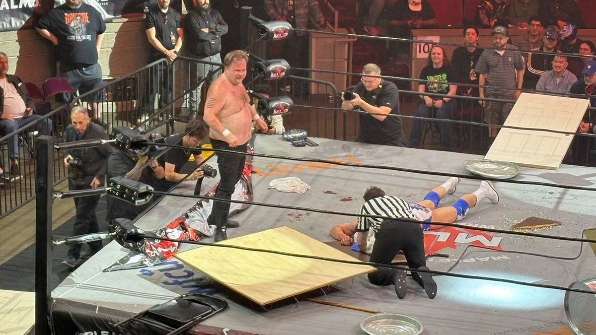 Paul Walter Hauser competes in MLP