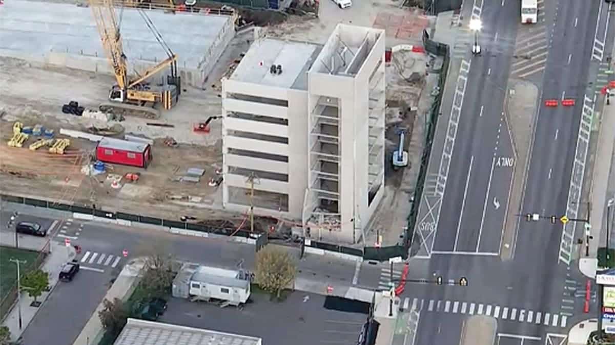 Parking garage suffers partial collapse