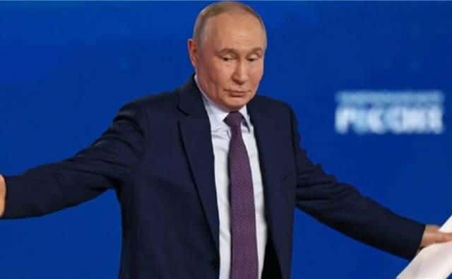 Russia sells 22 tons of gold for U.S. Dollars as budget deficit widens and oil revenue weakens