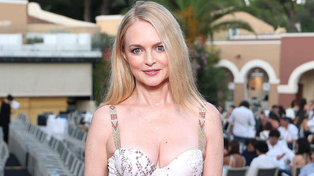 Heather Graham poses in Italy