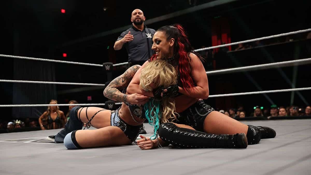 Jacy Jayne wrestling Sol Ruca at 713 Music Hall in Houston