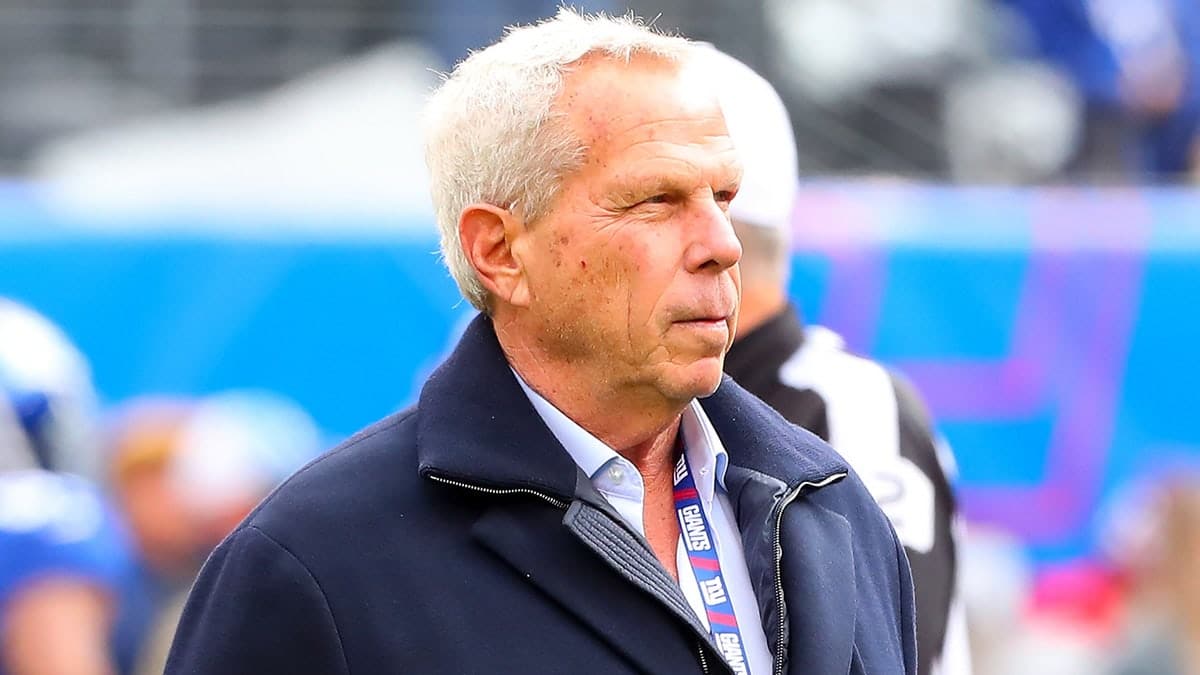 New York Giants co-owner Steve Tisch warming up on the sideline at Met Life Stadium