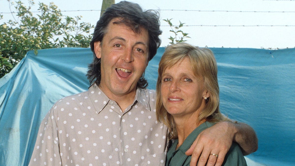 Paul McCartney and Linda McCartney in Cologne in May 1989.