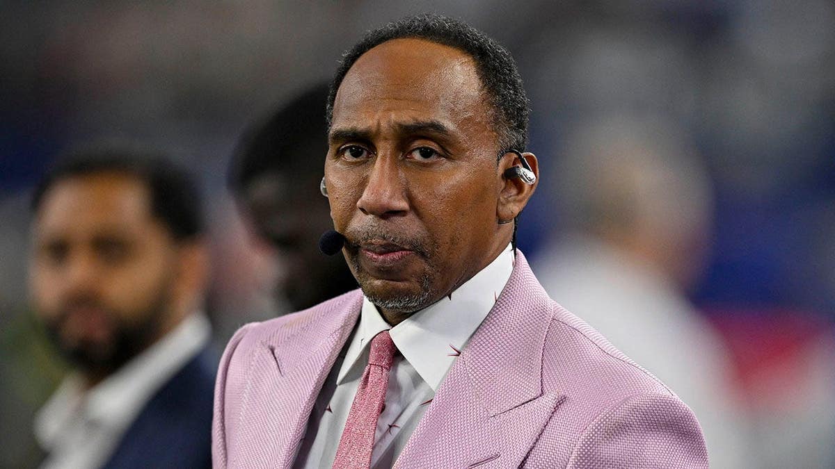 ESPN commentator Stephen A. Smith looking before an NFL game at AT&T Stadium.