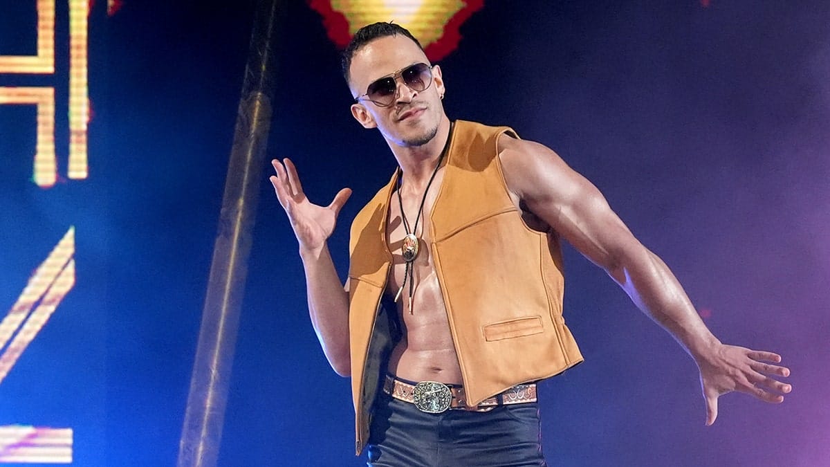 Ricky Saints makes an entrance