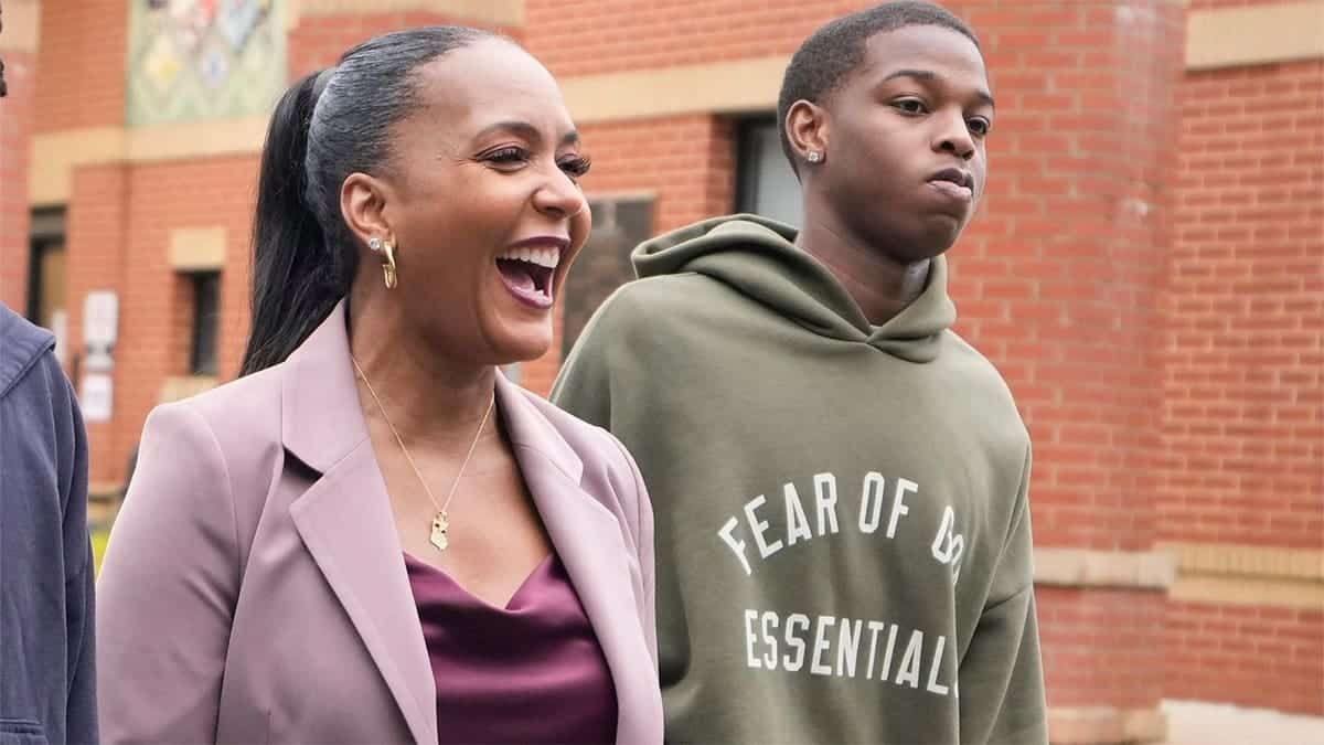 Former Atlanta Mayor Keisha Lance Bottoms casts a ballot in early voting in Georgia