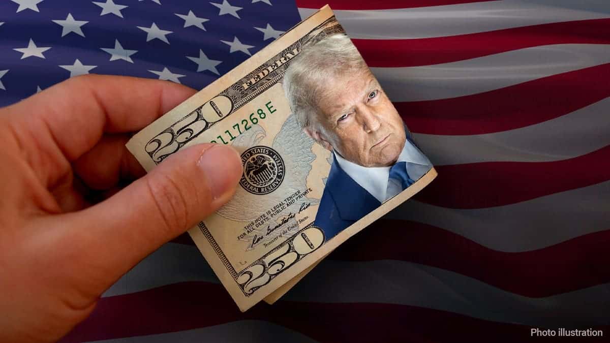america $250 bill with trump face