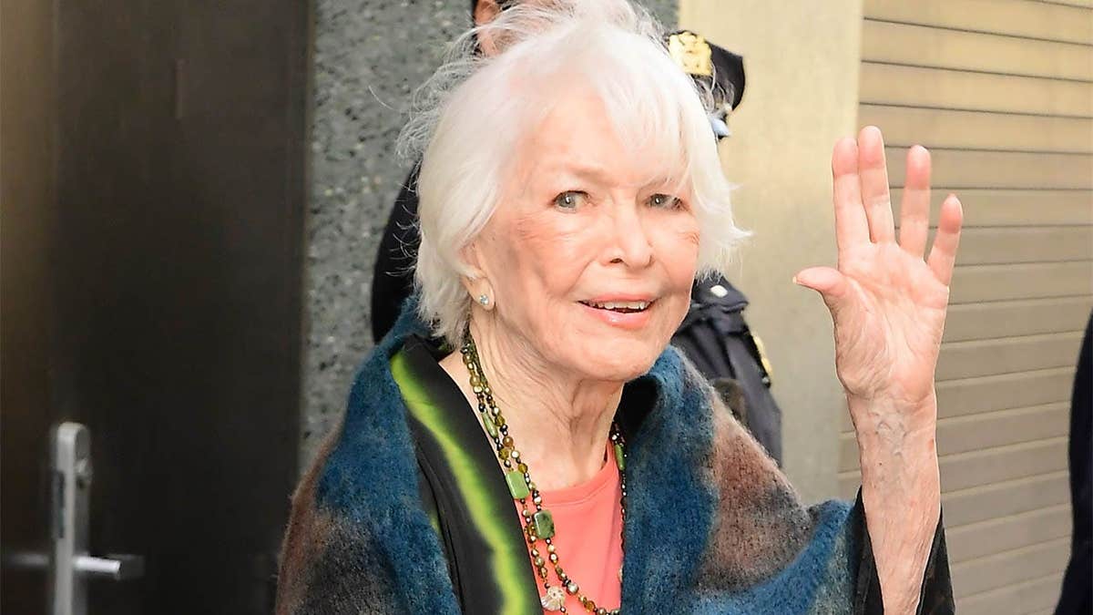 Ellen Burstyn standing outdoors in New York City
