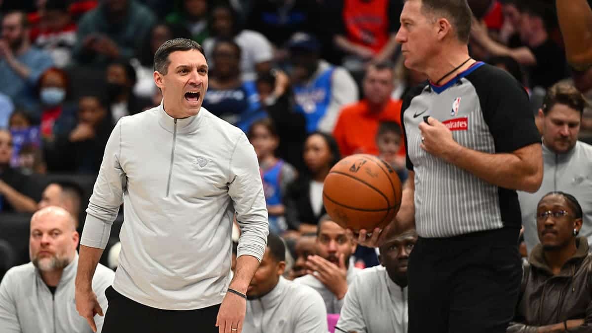 Oklahoma City Thunder head coach Mark Daigneault reacting during a basketball game at Capital One Arena