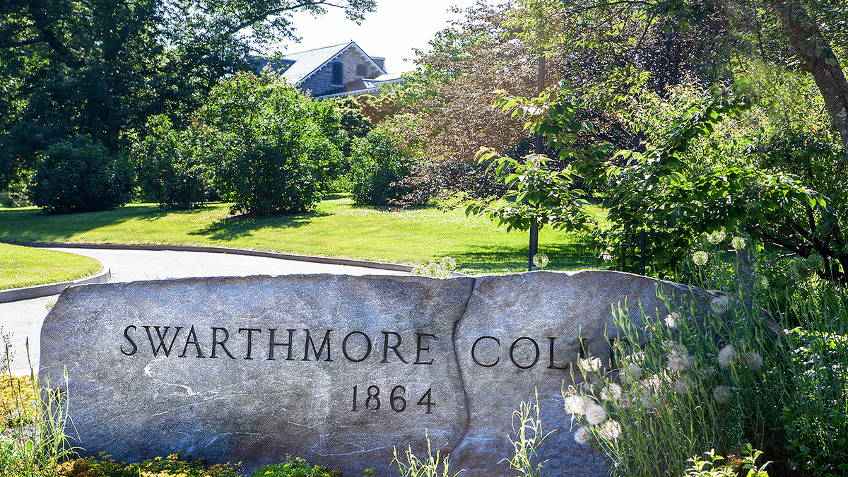 Stone Sign, Swarthmore College, Swarthmore, Pennsylvania, USA