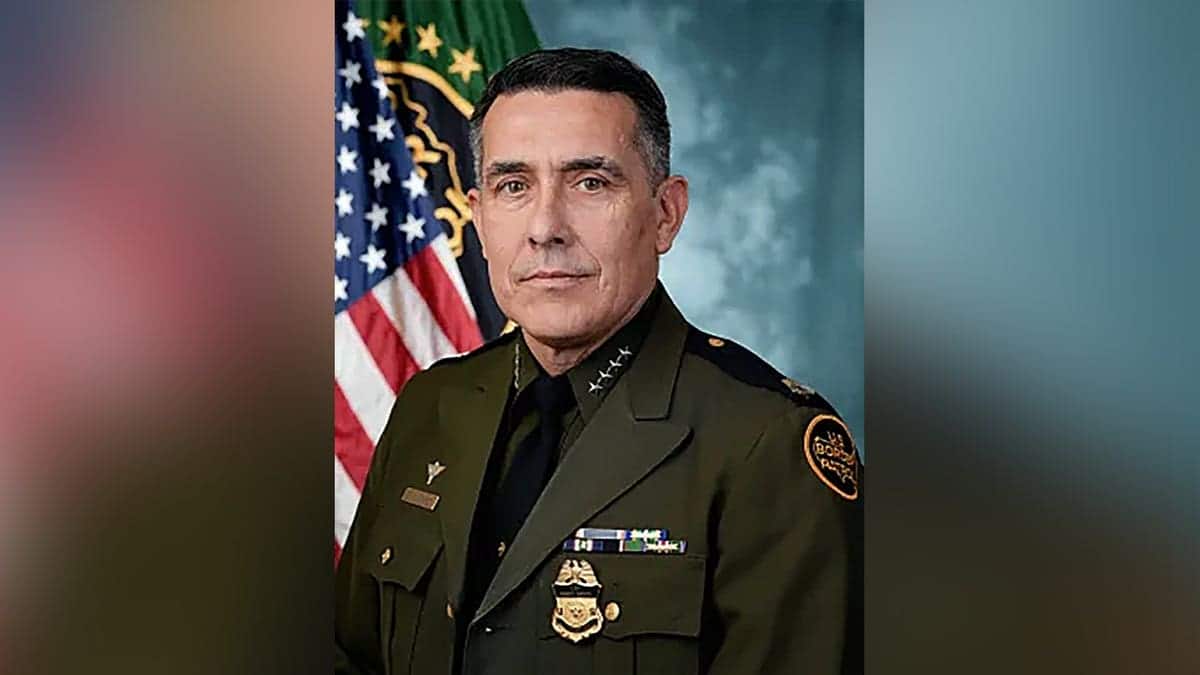 Official portrait of Rosario 'Pete' Vasquez.