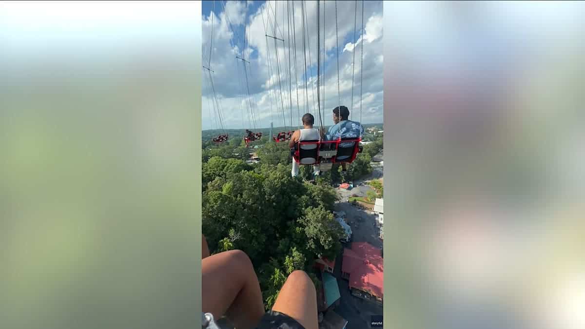 Recording of a person stuck on a ride.