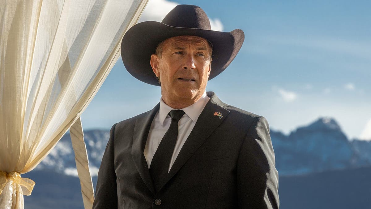 Kevin Costner starred in