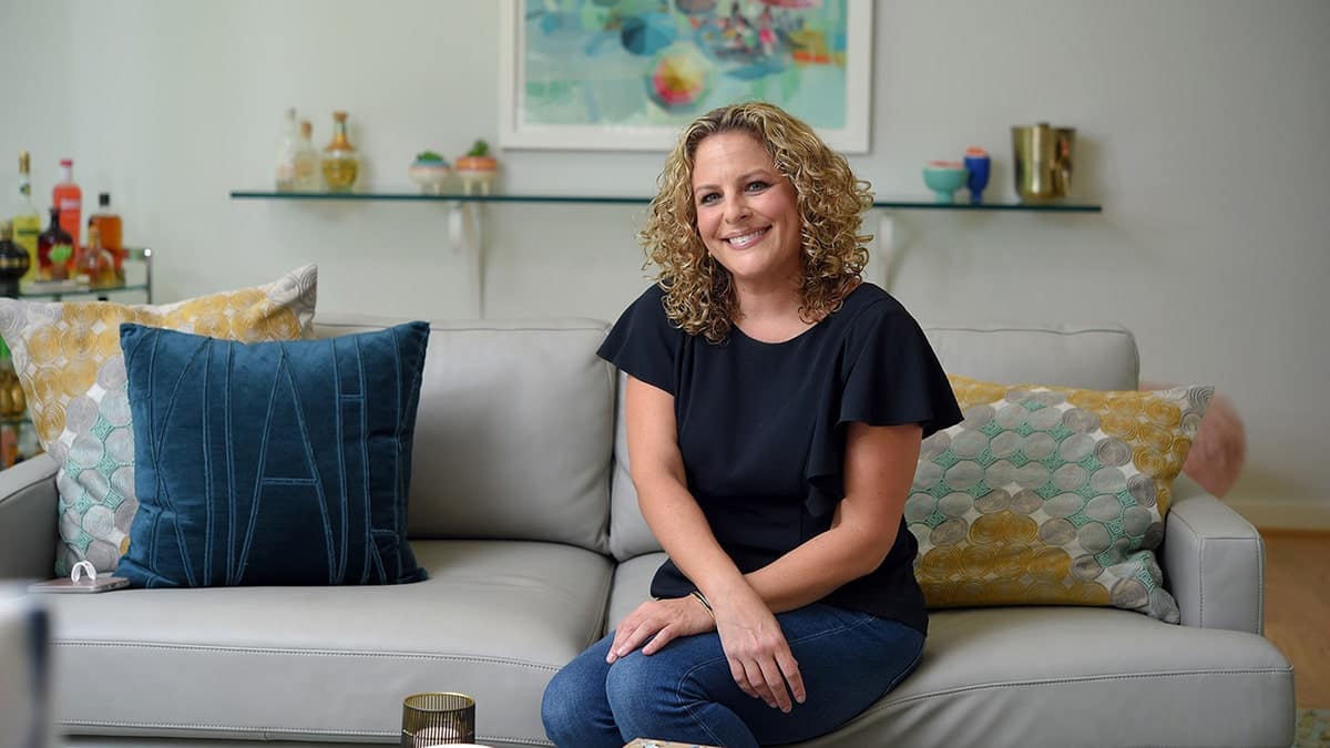 October 3, 2018 - Pikesville, MD, USA - Scary Mommy blog founder and author Jill Smokler marked a new chapter of her life with a move to a midcentury modern house in Pikesville.