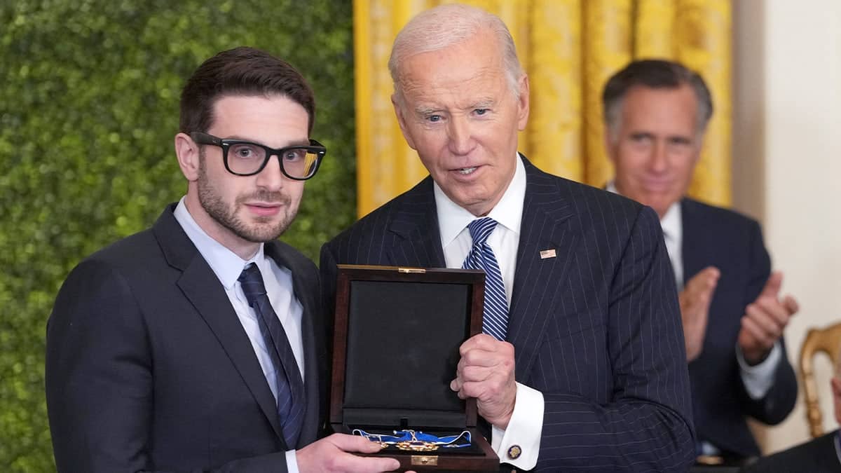 Alex Soros with President Biden at the White House
