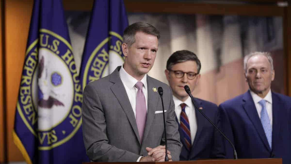 Demand to end ‘scam' visa program replacing American workers surges, West Virginia congressman reveals