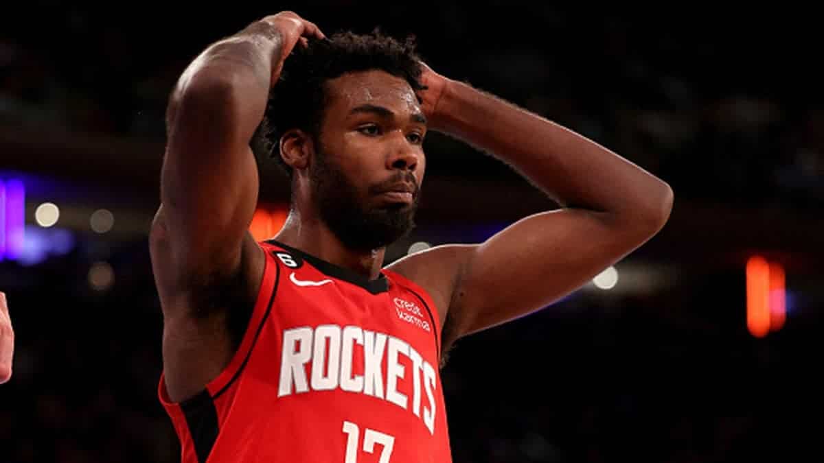 Tari Eason reacts during the fourth quarter of a game against the New York Knicks at Madison Square Garden.