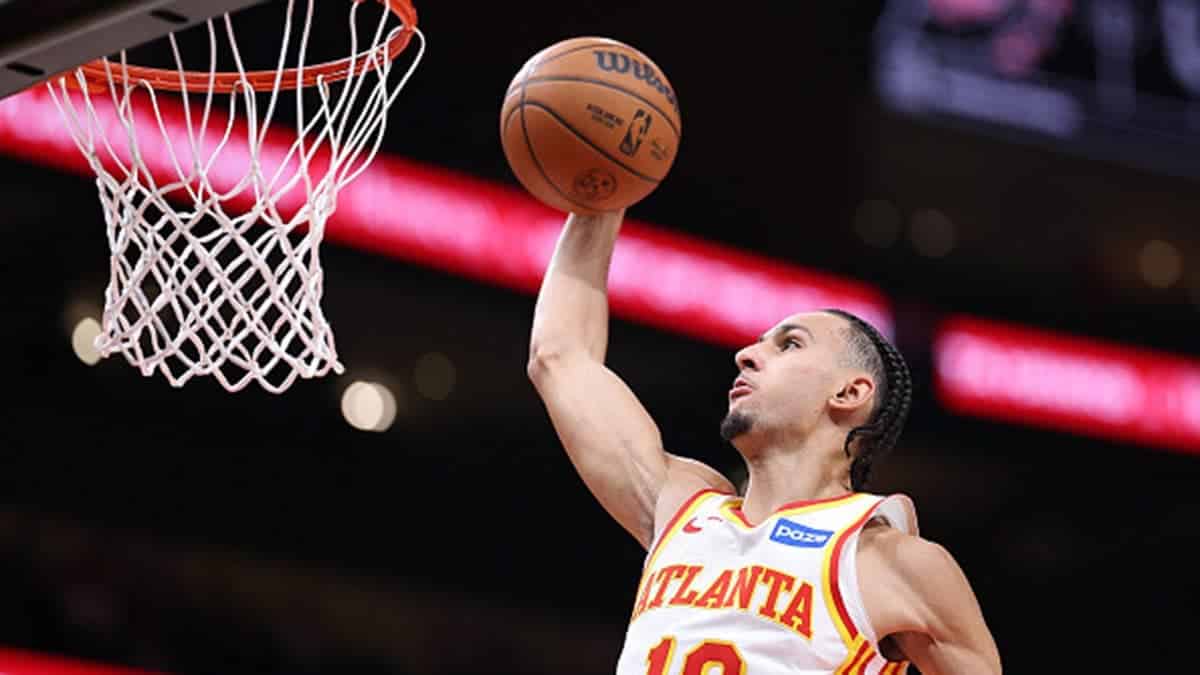 Zaccharie Risacher dunks against the Portland Trail Blazers in Atlanta.