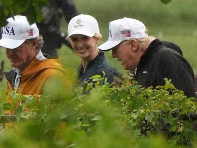Trump gave $45,000 cash gifts to Natalie Harp and other aides for holidays