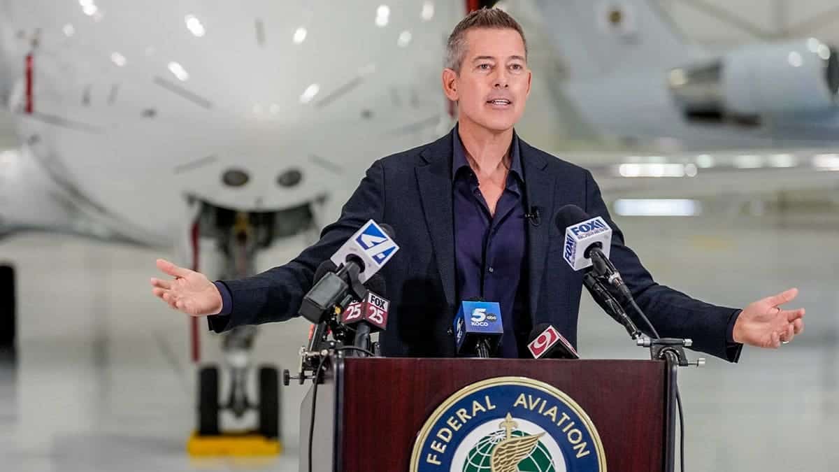 U.S. Transportation Secretary Sean P. Duffy speaks after a visit to the Federal Aviation Administration’s (FAA) Air Traffic Control Academy in Oklahoma City where he toured the training center and met with instructors and Air Traffic controller students on Thursday, Feb. 27, 2025.