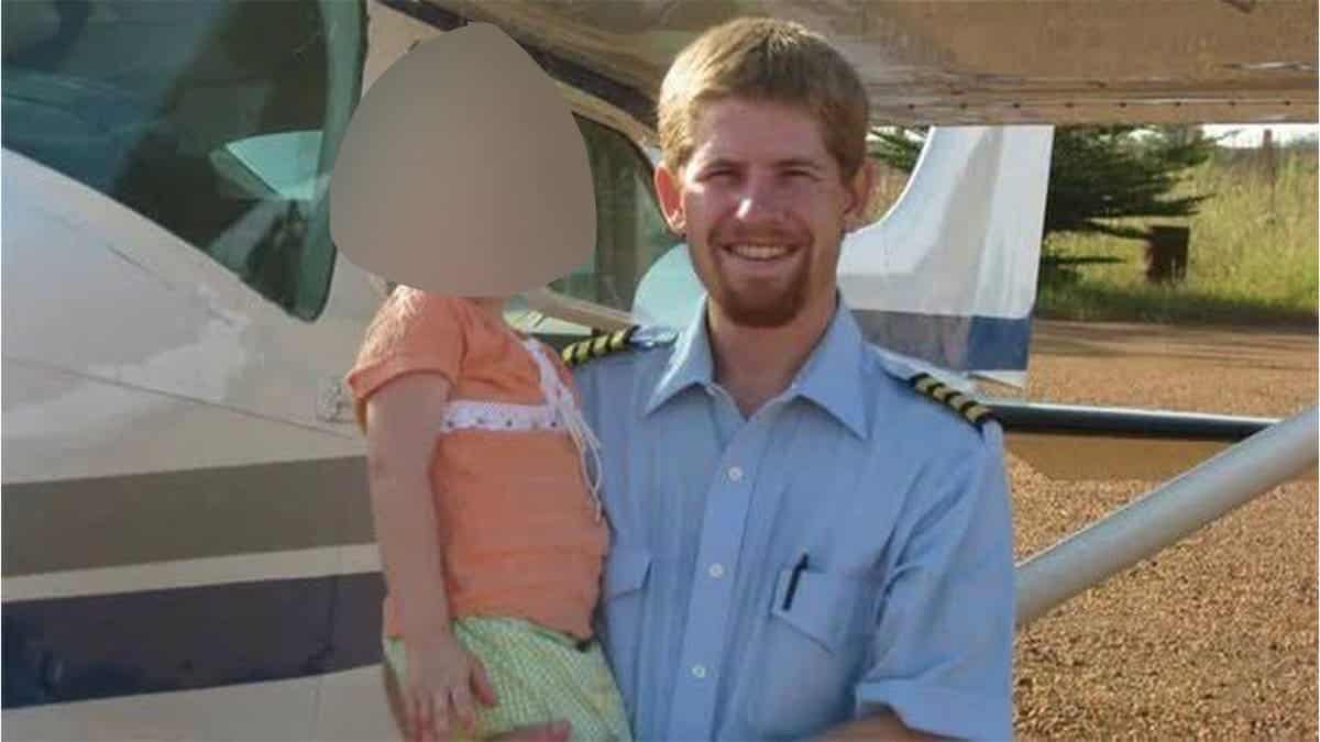 Kevin Rideout, a Christian missionary pilot who was kidnapped in Niger, has been safely returned to U.S. officials.